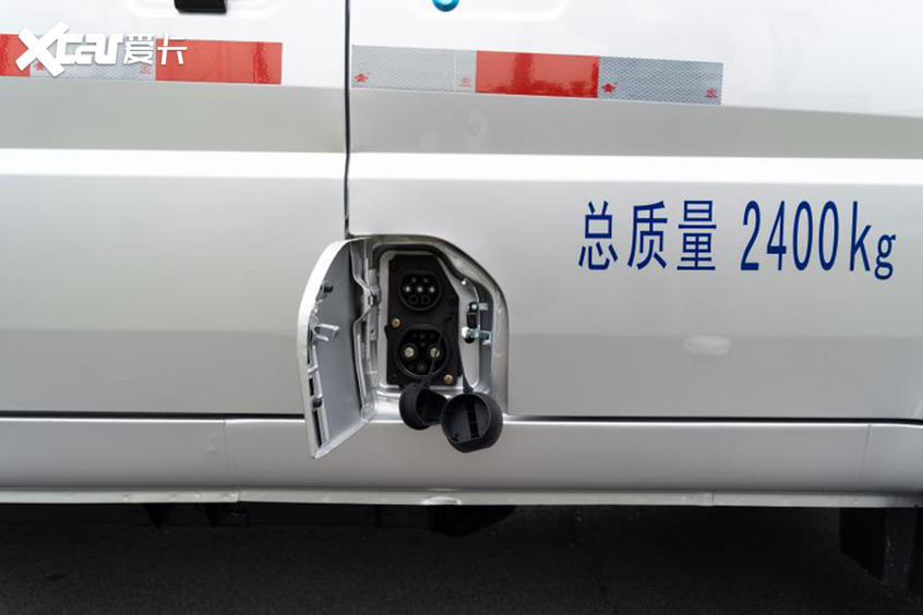 五菱荣光电动车