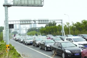 进京检查站车多多怎么破