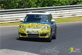 改款MINI Countryman JCW现身纽北路试