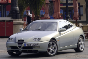 阿尔法·罗密欧916 V6 GTV /蜘蛛（1994-2003年），声光表演，5,000欧元起