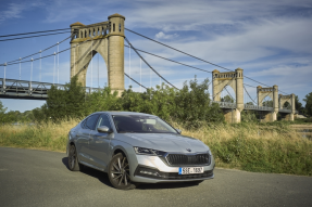 斯柯达明锐（Skoda Octavia）进入特许经营：外观紧凑